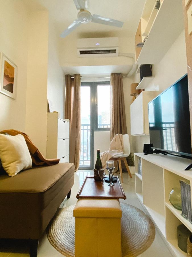 Fame Residences Tower-1 Unit 3207 In Mandaluyong 1 Bedroom W Balcony City View Манила Екстериор снимка